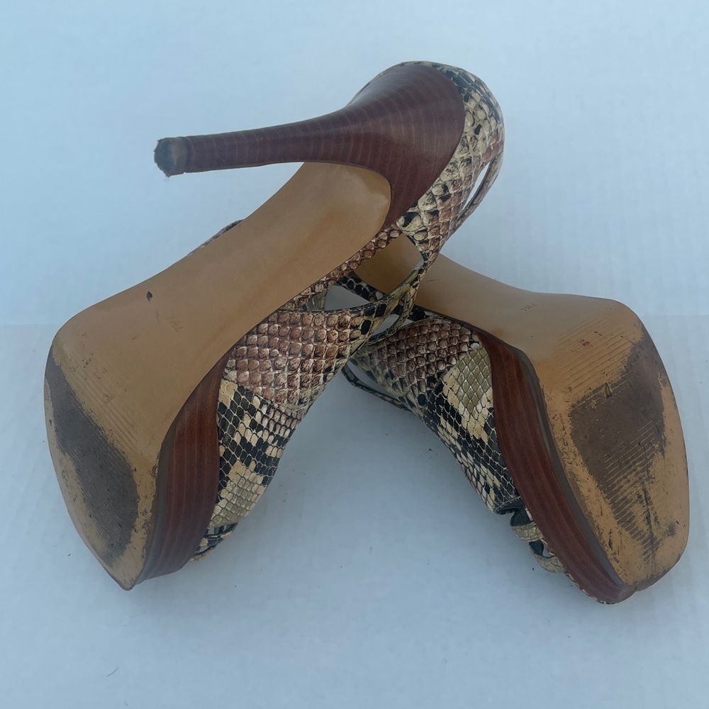 GUESS Faux Snake Skin Open Toe High Heels size 7.5 - Picture 11 of 14